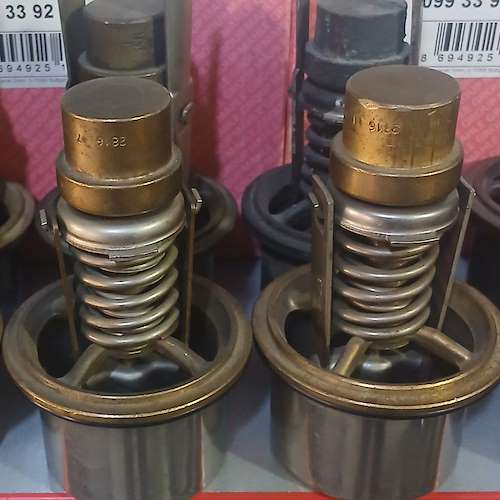 ترموستات ژنراتور ام وی ام